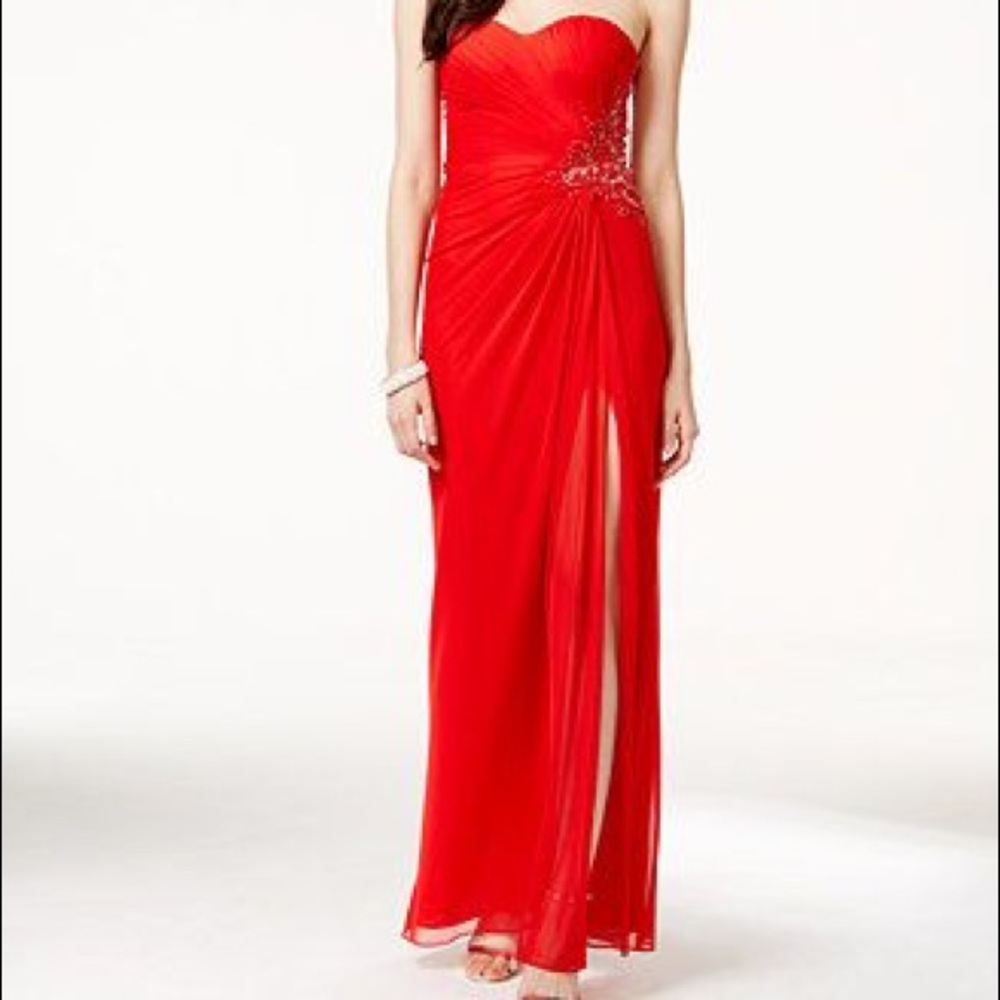 Women’s Red Illusion-side Strapless Evening Gown